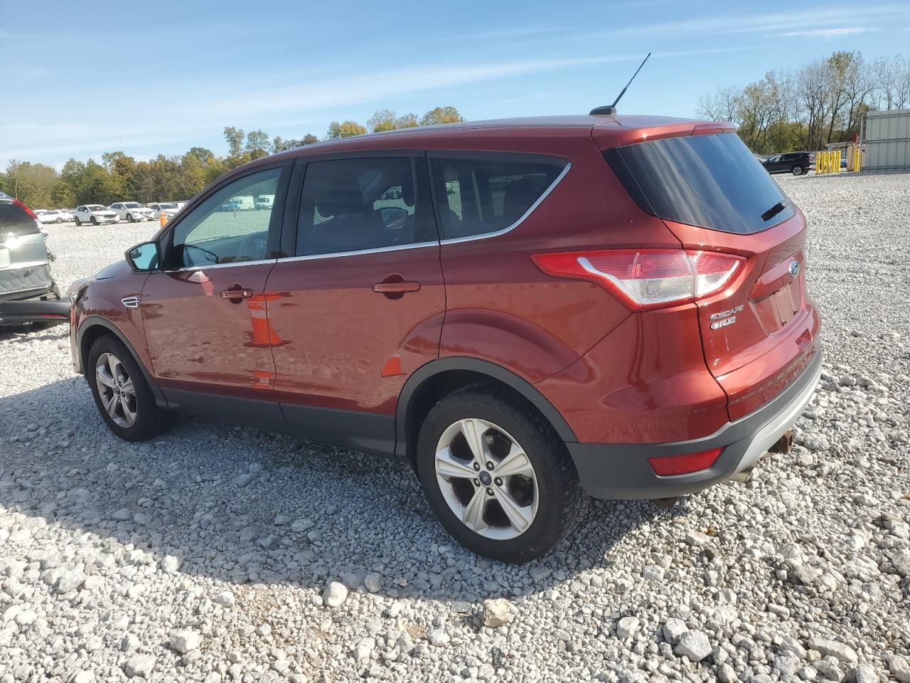 FORD ESCAPE SE