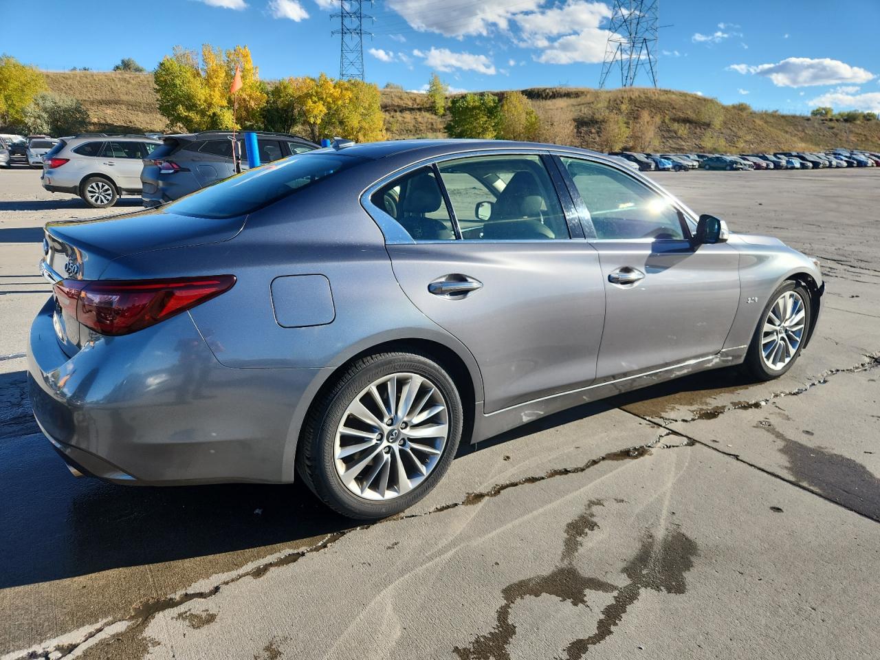 INFINITI Q50 LUXE