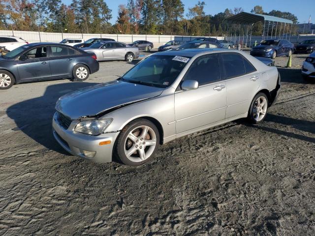 Global Auto Auctions: 2003 LEXUS IS 300