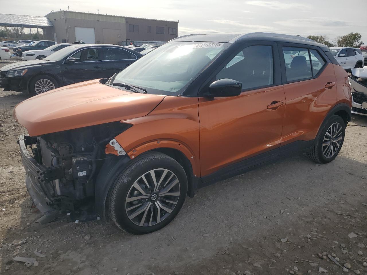 NISSAN KICKS SV