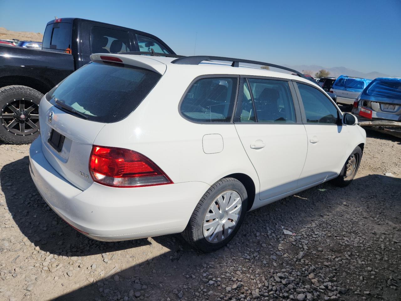 Lot #3261283907 2013 VOLK JETTA S