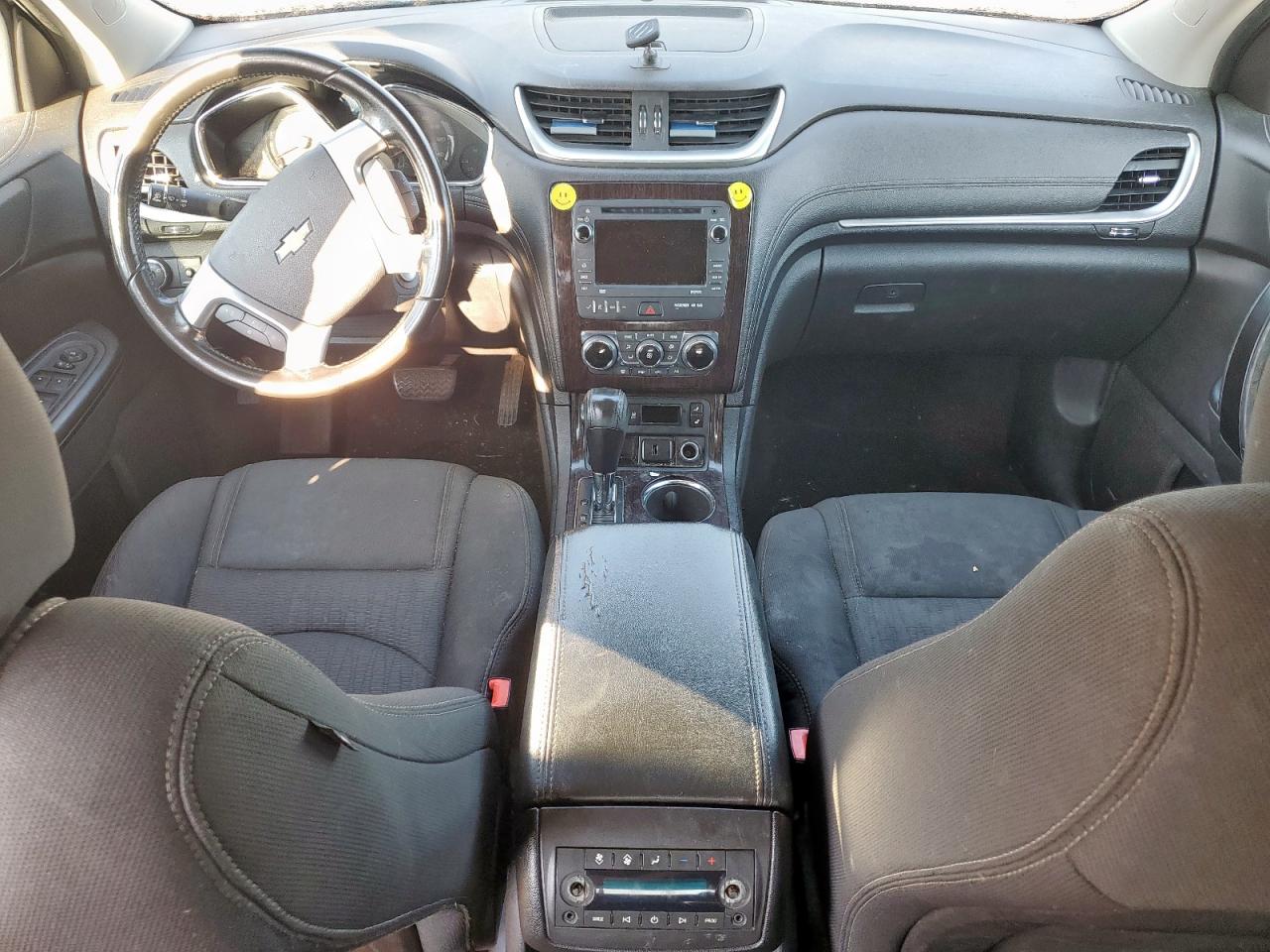 CHEVROLET TRAVERSE LT