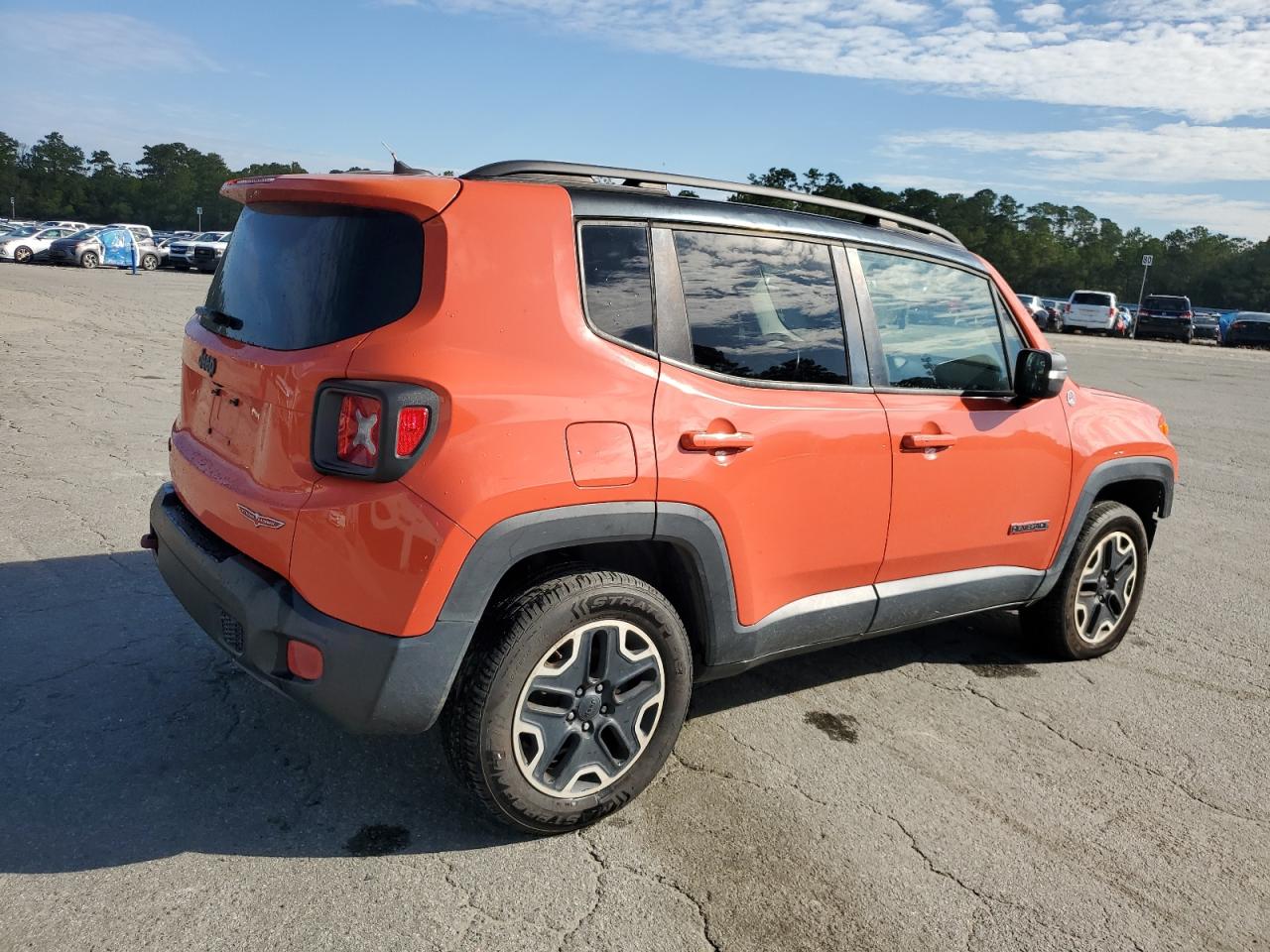 JEEP RENEGADE TRAILHAWK