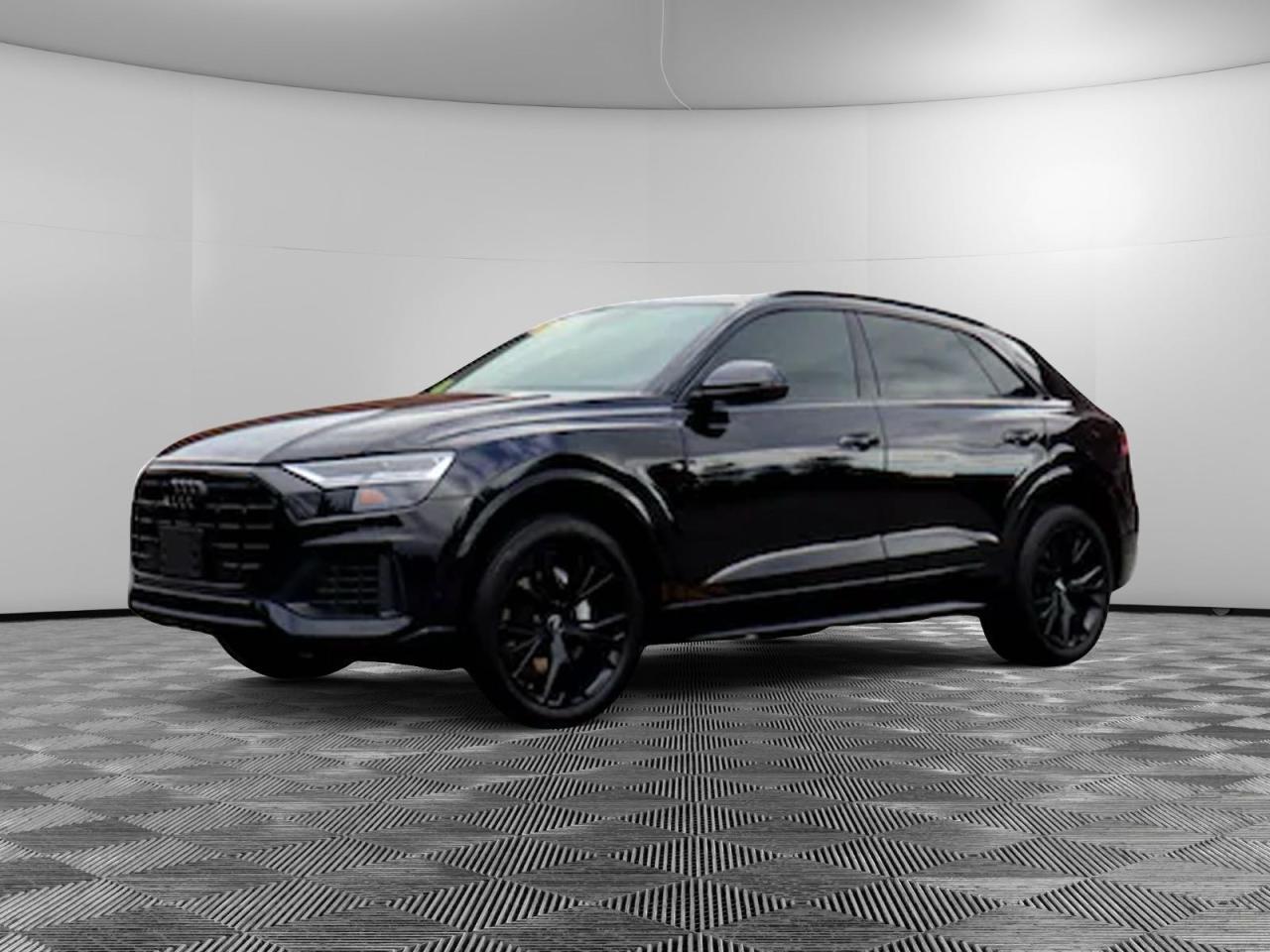 AUDI Q8 PREMIUM