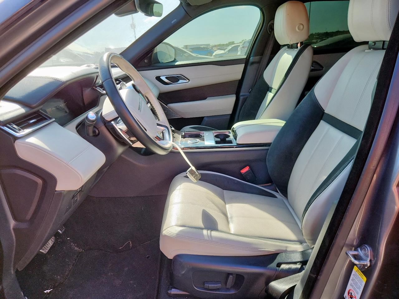 LAND ROVER RANGE ROVER R-DYNAMIC SE