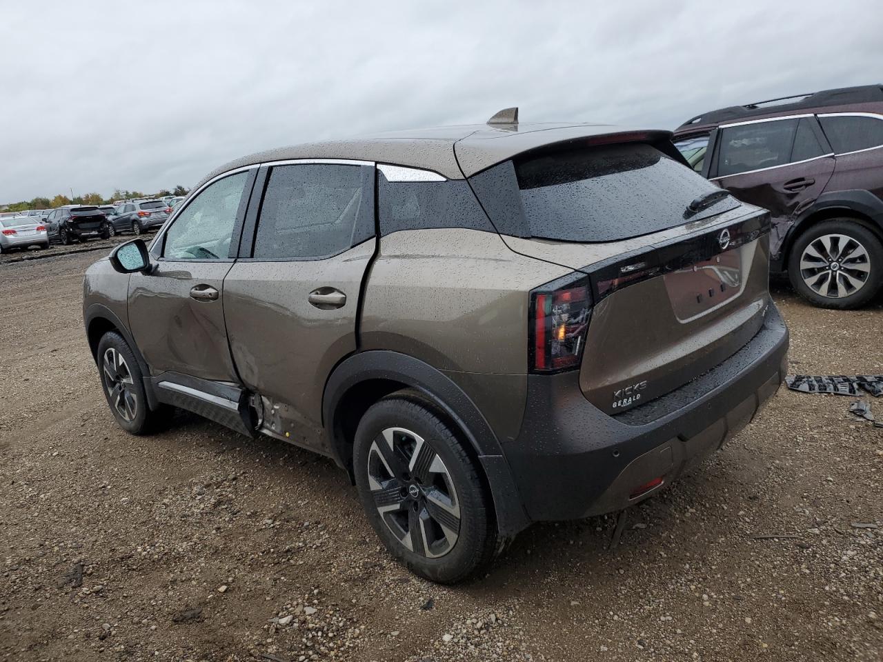 NISSAN KICKS SV