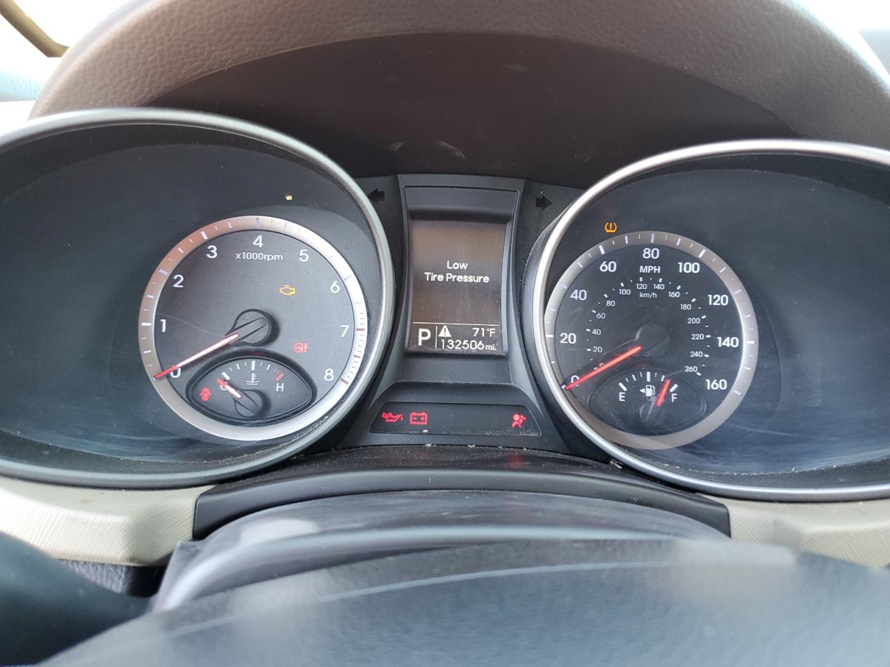 HYUNDAI SANTA FE SPORT