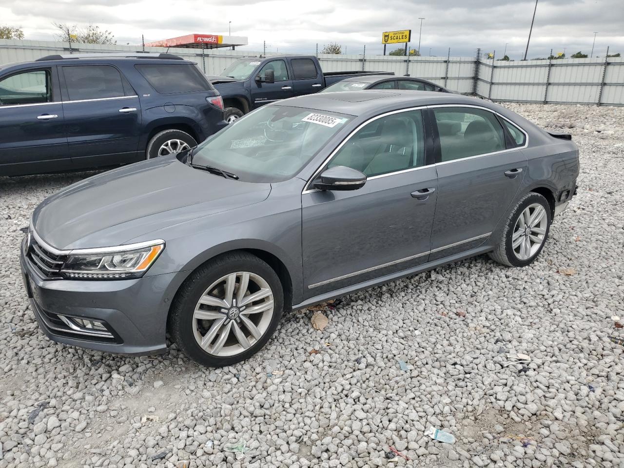 VOLKSWAGEN PASSAT SEL PREMIUM