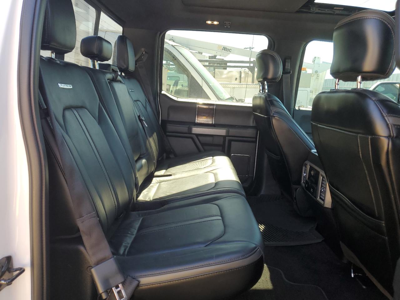 FORD F-450 SUPER DUTY