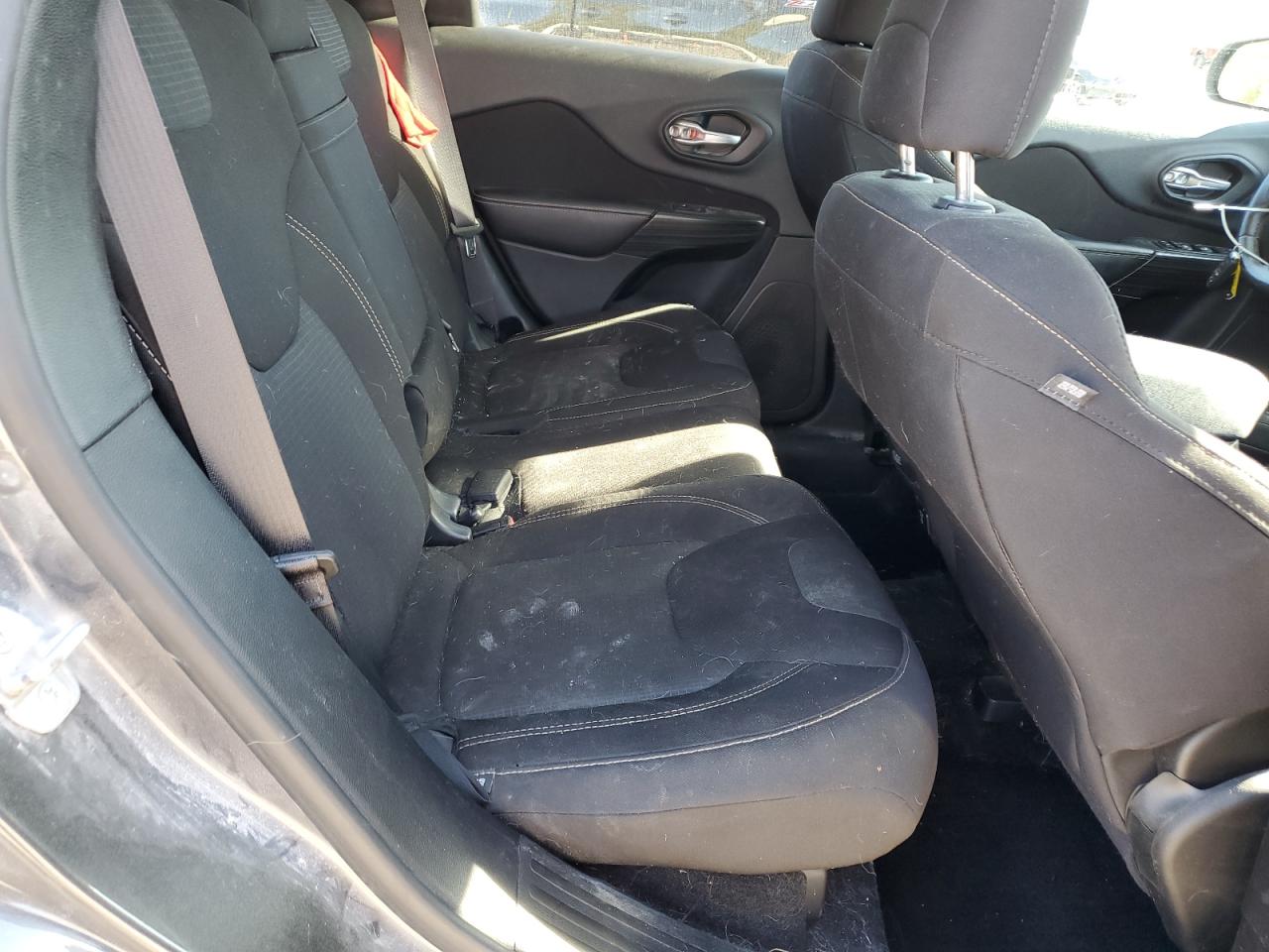 JEEP GRAND CHEROKEE LATITUDE