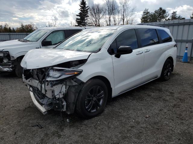 Global Auto Auctions: 2024 TOYOTA SIENNA LE