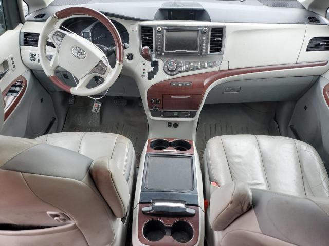 2013 TOYOTA SIENNA XLE #3316735440