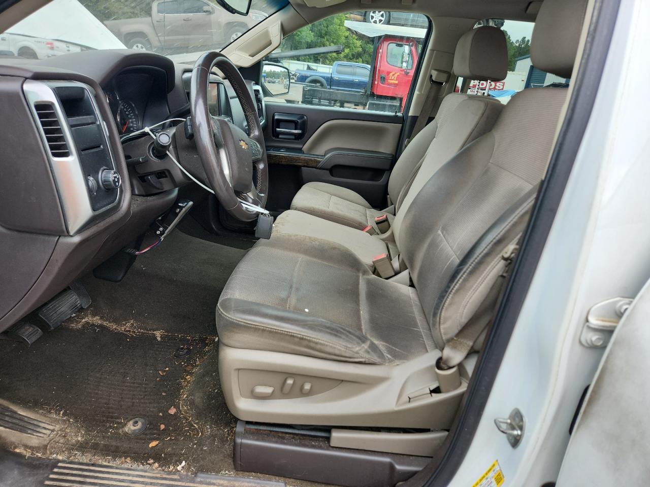 CHEVROLET SILVERADO C1500 LT