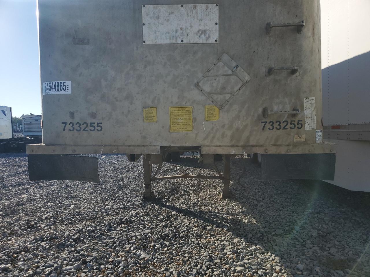 Lot #3265929550 2004 MAC UNKNOWN