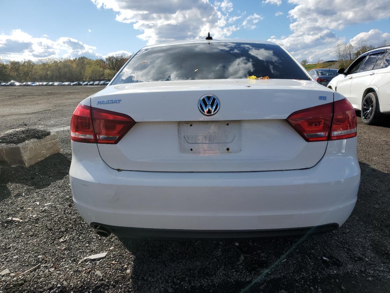 VOLKSWAGEN PASSAT SE