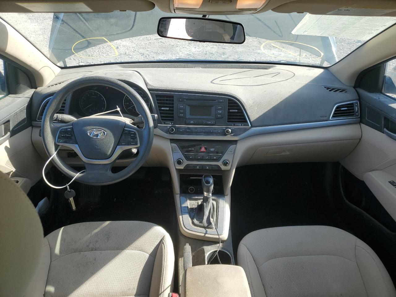 HYUNDAI ELANTRA SE