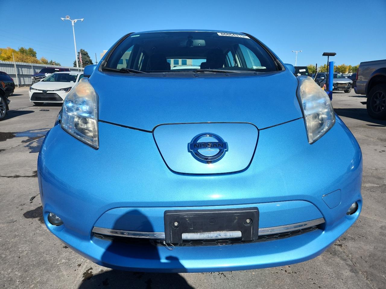 NISSAN LEAF S