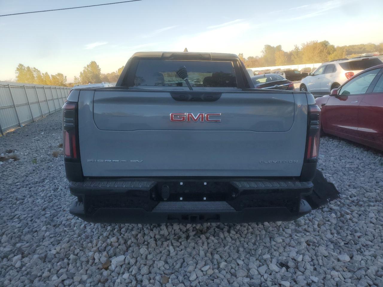 GMC SIERRA ELEVATION