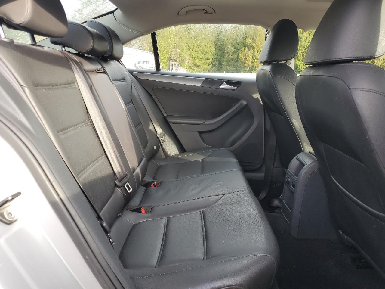 VOLKSWAGEN JETTA TDI