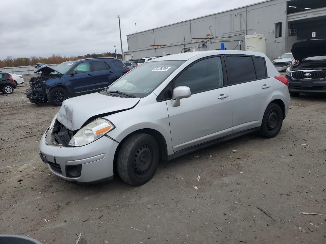 Lot #3301846375 2011 NISSAN VERSA S
