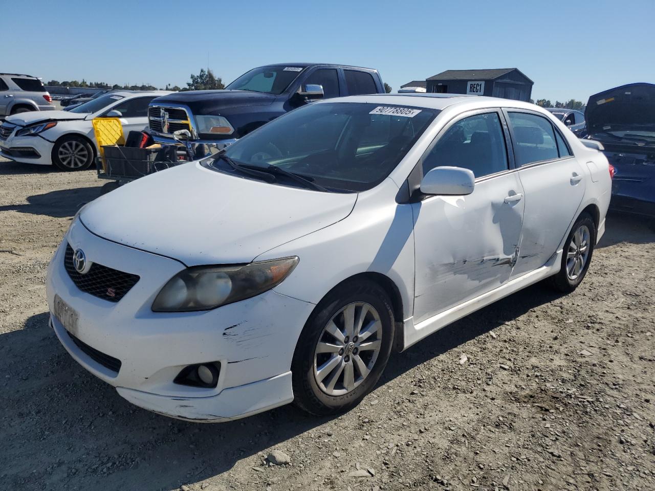 Lot #3317134982 2010 TOYOTA COROLLA BA