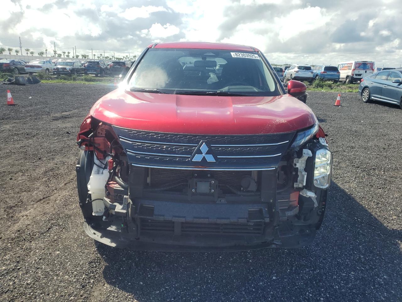 MITSUBISHI OUTLANDER ES