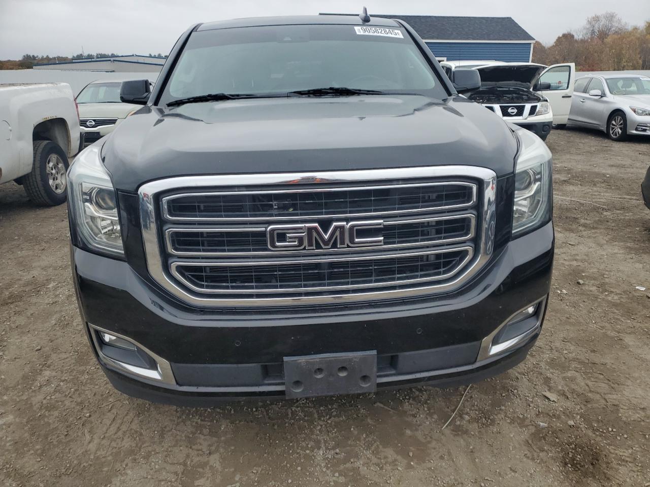 GMC YUKON K1500 SLT