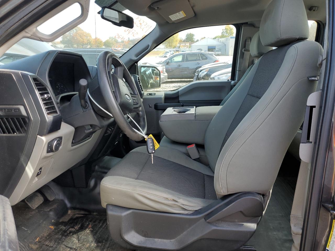 FORD F-150 SUPER CAB