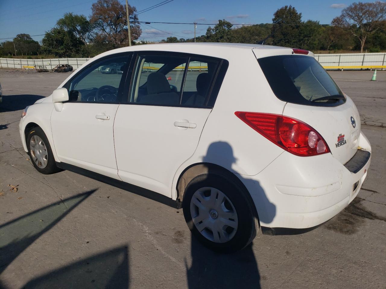 NISSAN VERSA S