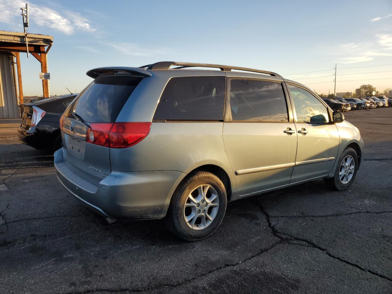 Lot #3273799349 2006 TOYOTA SIENNA XLE