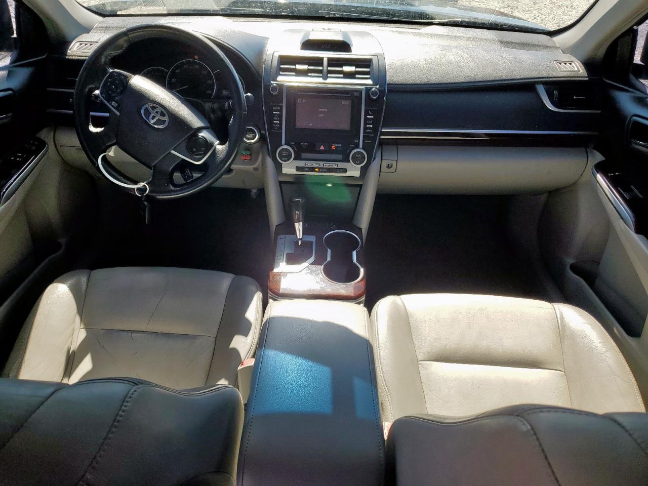 TOYOTA CAMRY L