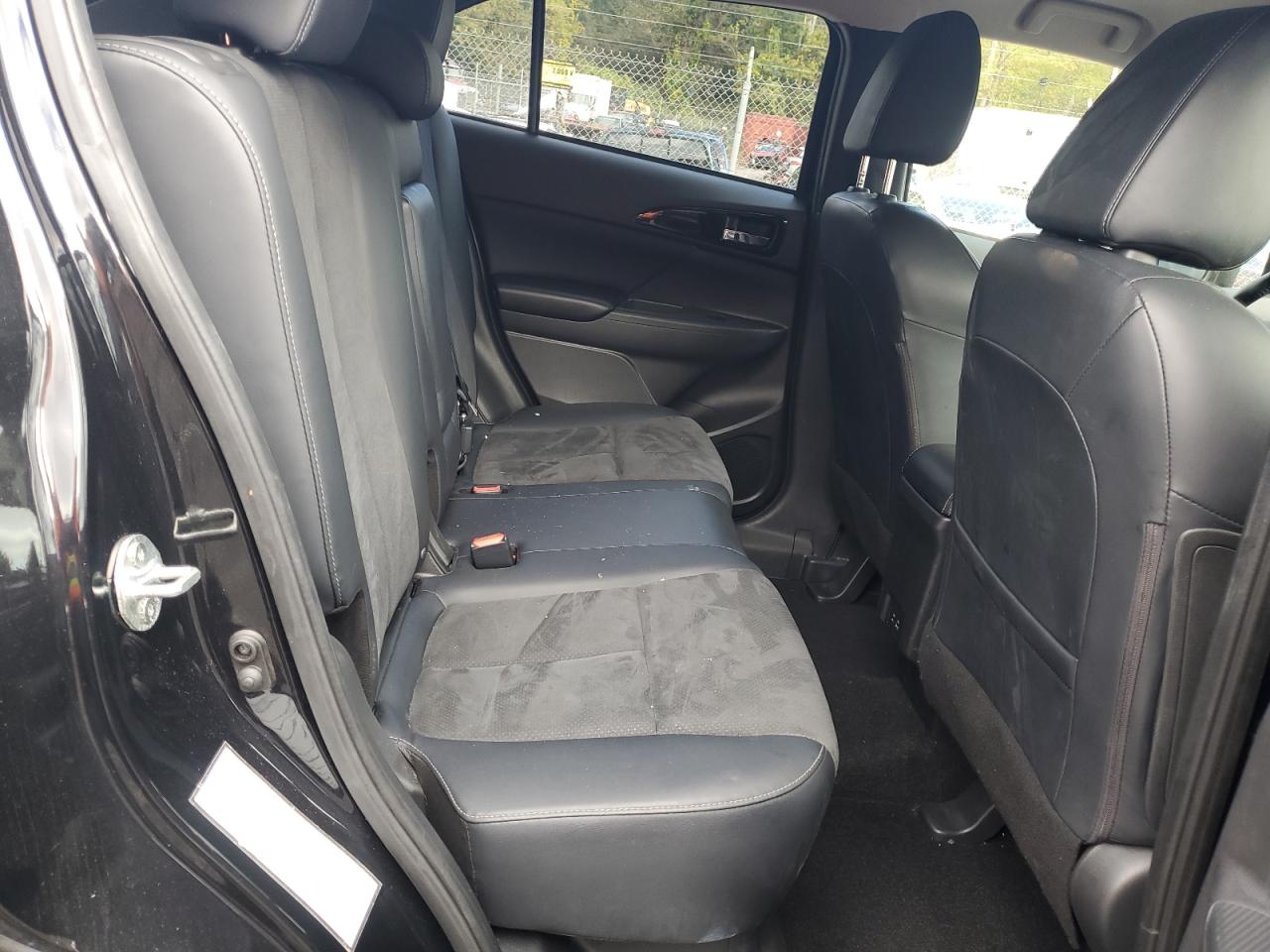 MITSUBISHI ECLIPSE SE