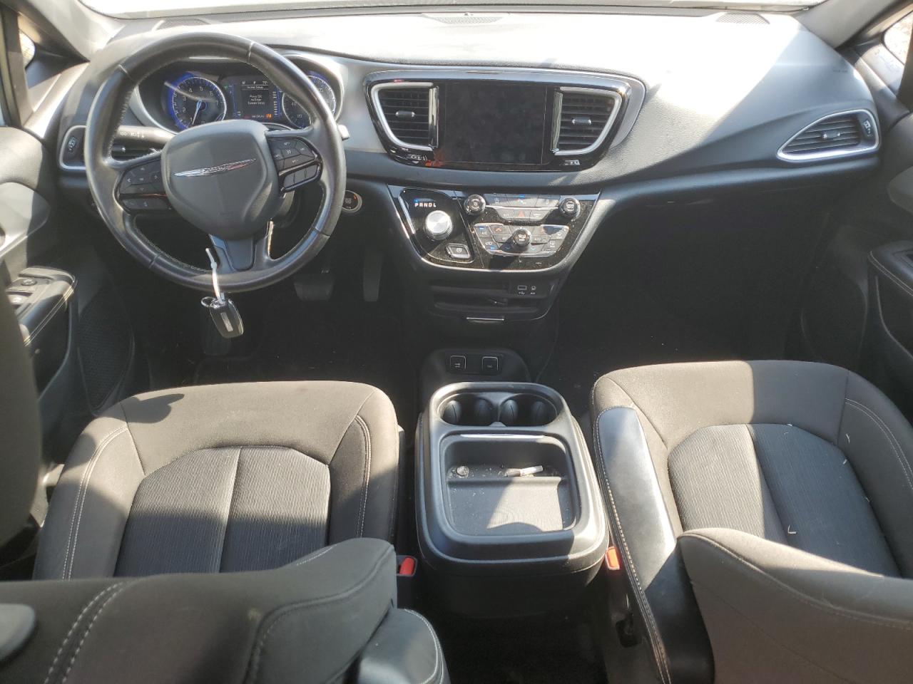 CHRYSLER PACIFICA TOURING