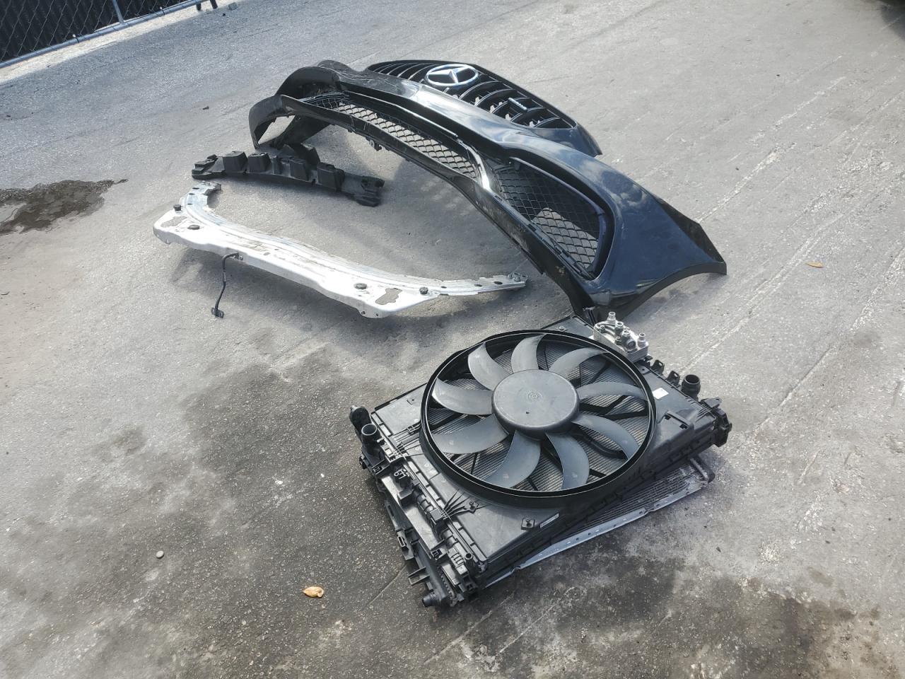 MERCEDES-BENZ C-CLASS 63 AMG-S