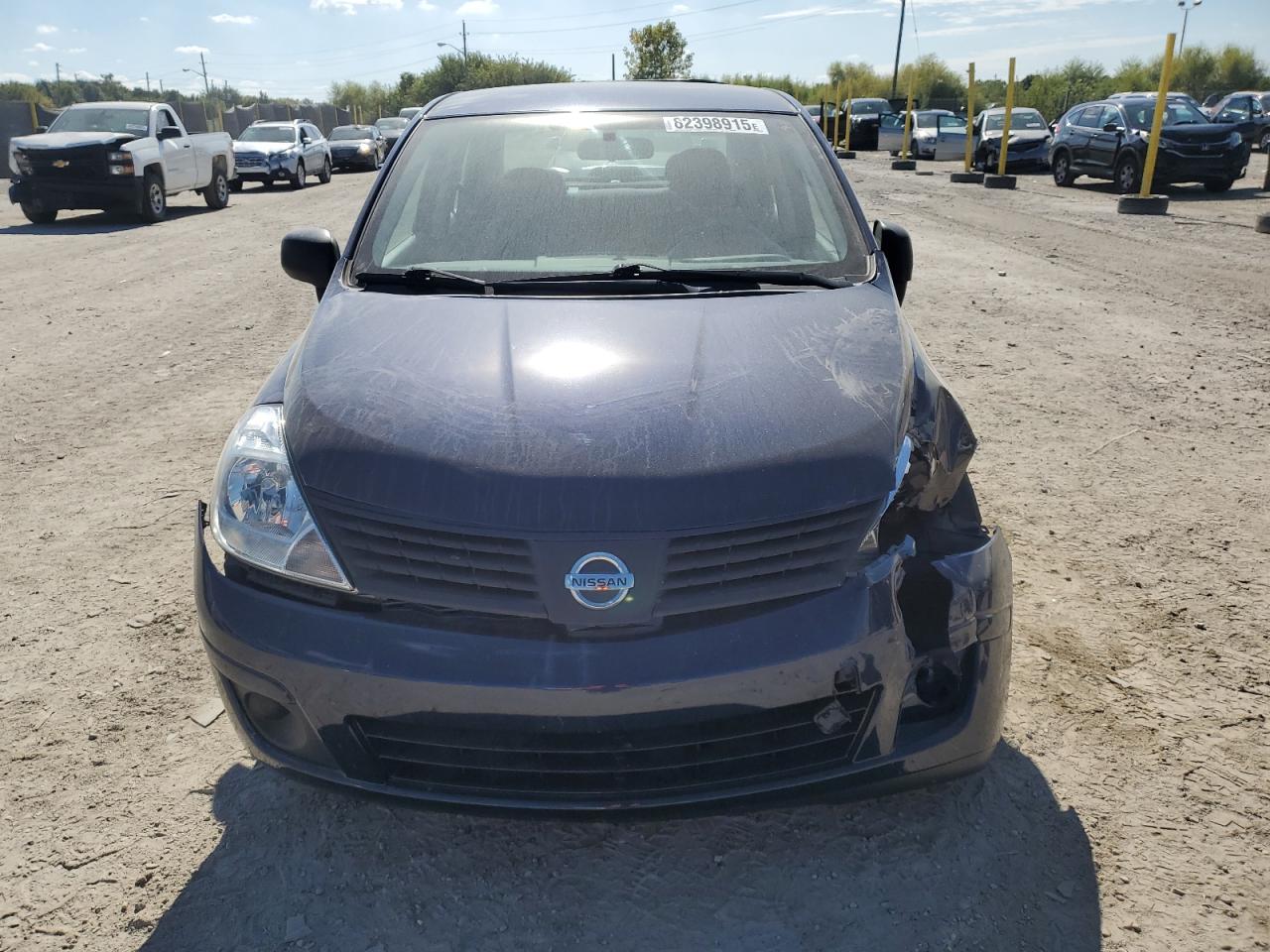 NISSAN VERSA S