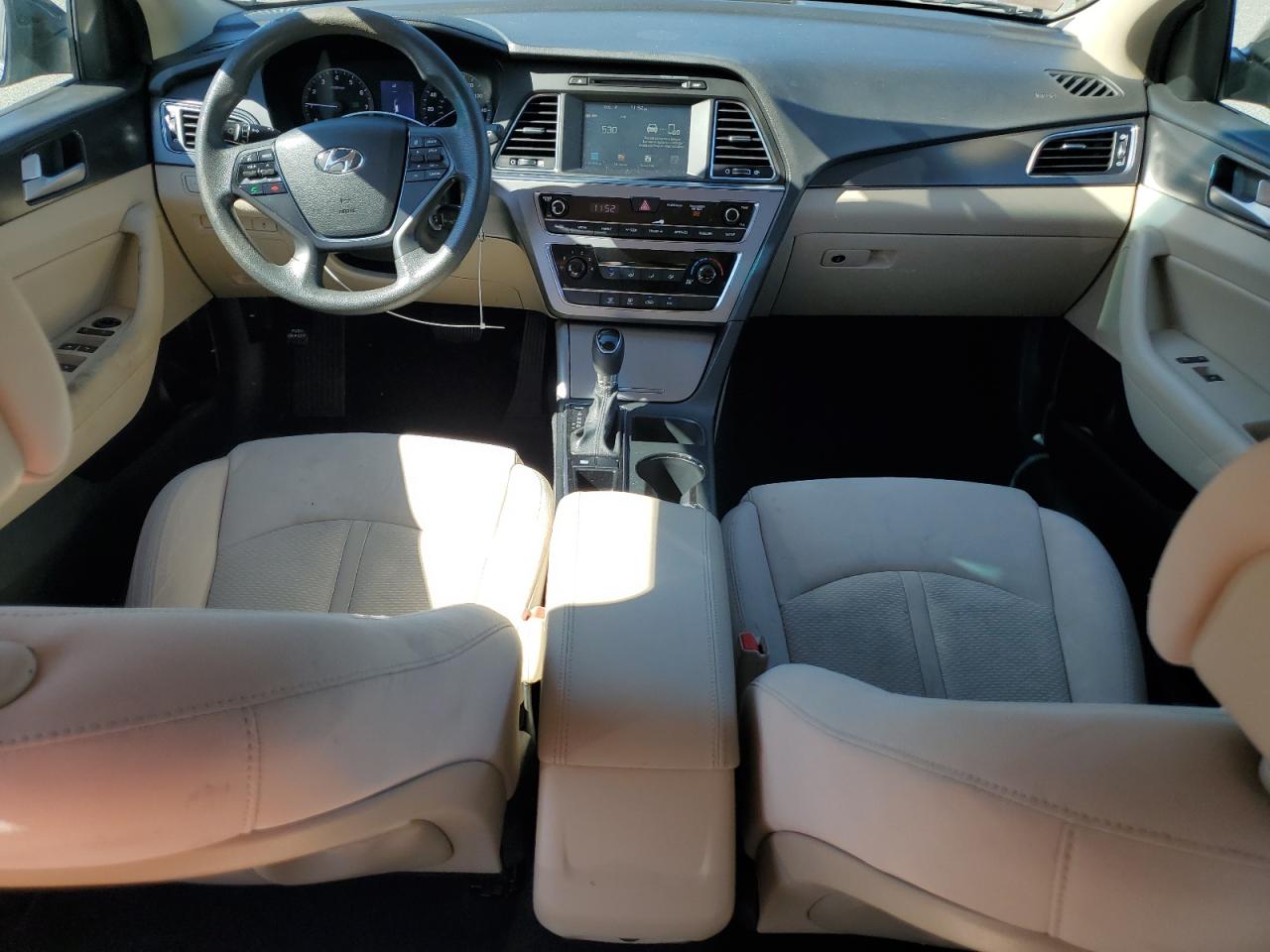 HYUNDAI SONATA SPORT