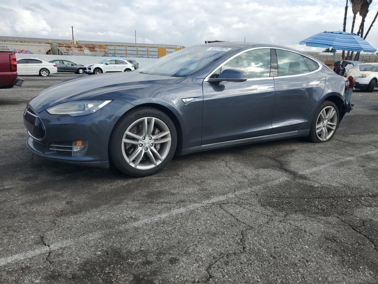 TESLA MODEL S 60