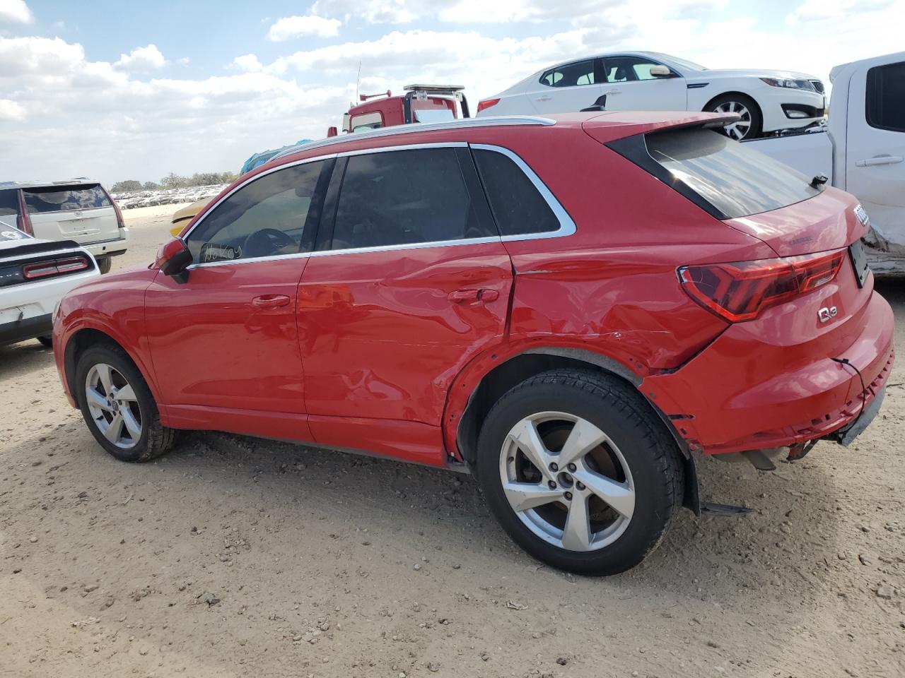 AUDI Q3 PREMIUM