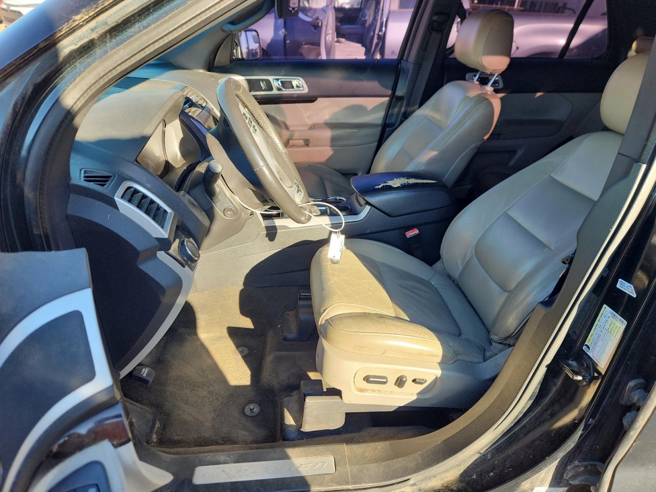 FORD EXPLORER LIMITED