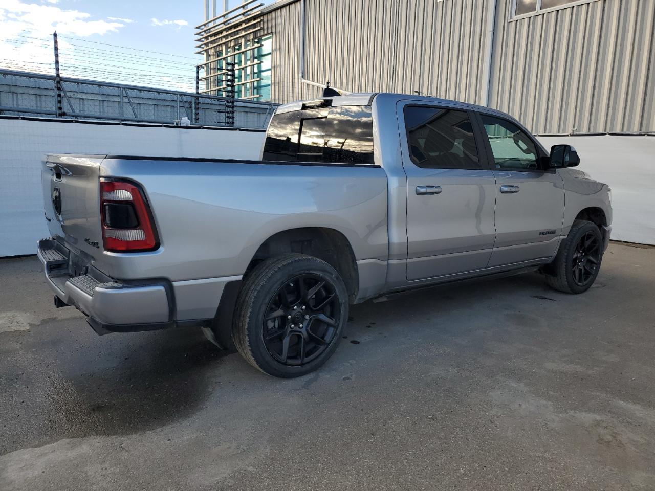 RAM 1500 SPORT