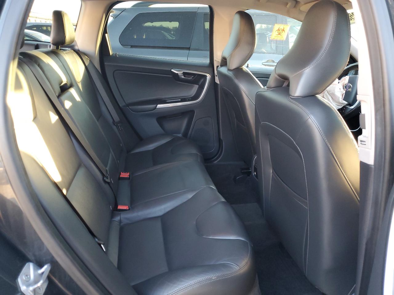 VOLVO XC60 T5 PREMIER