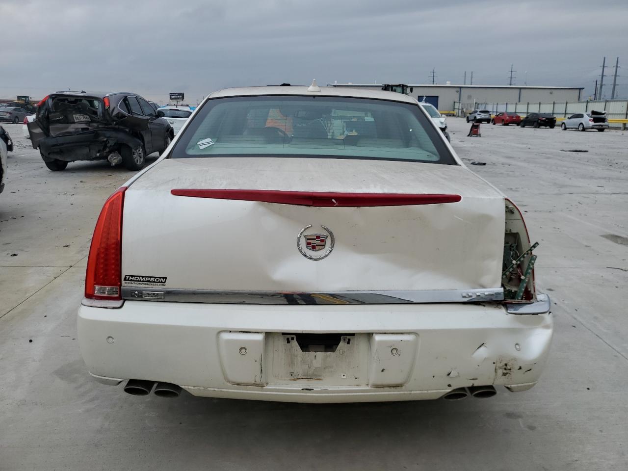 CADILLAC DTS PREMIUM COLLECTION