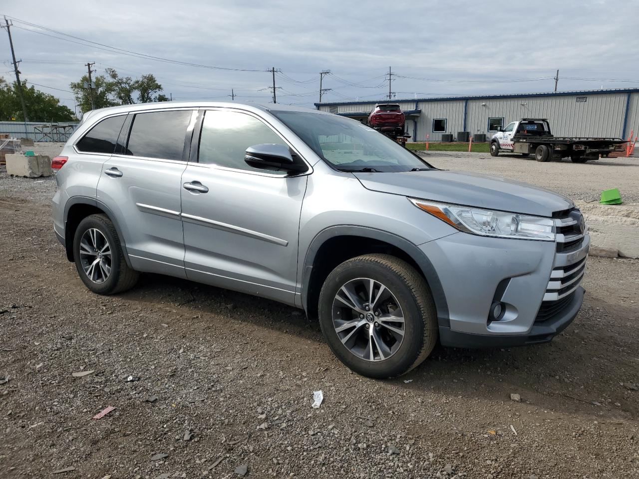 TOYOTA HIGHLANDER LE