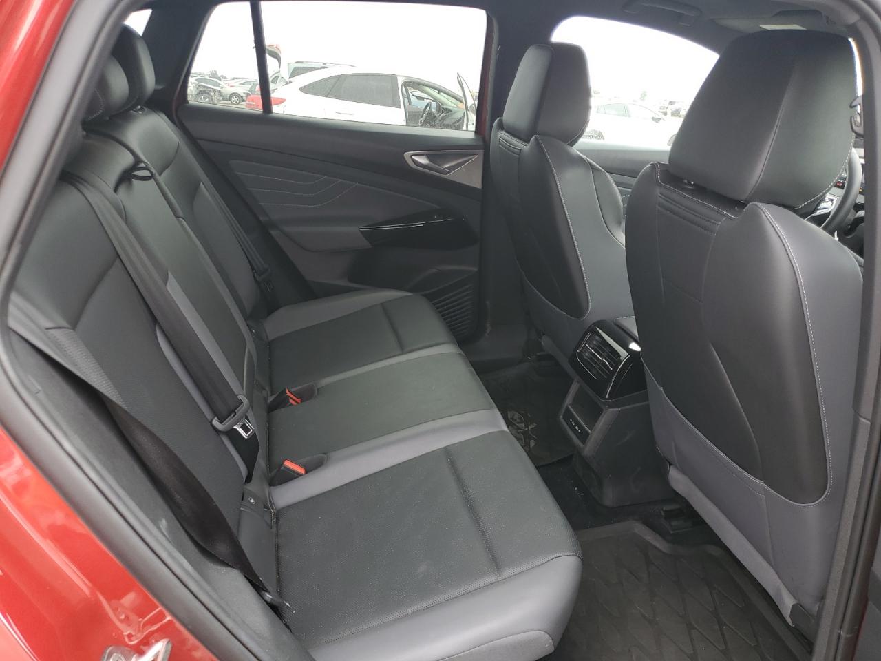 VOLKSWAGEN ID.4 PRO S