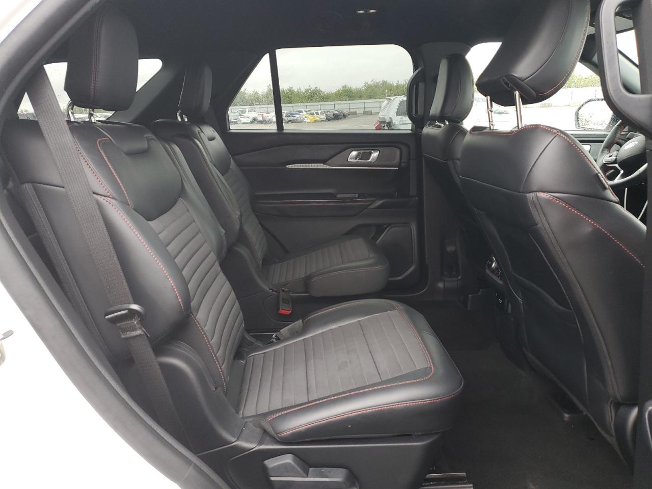 FORD EXPLORER ST-LINE