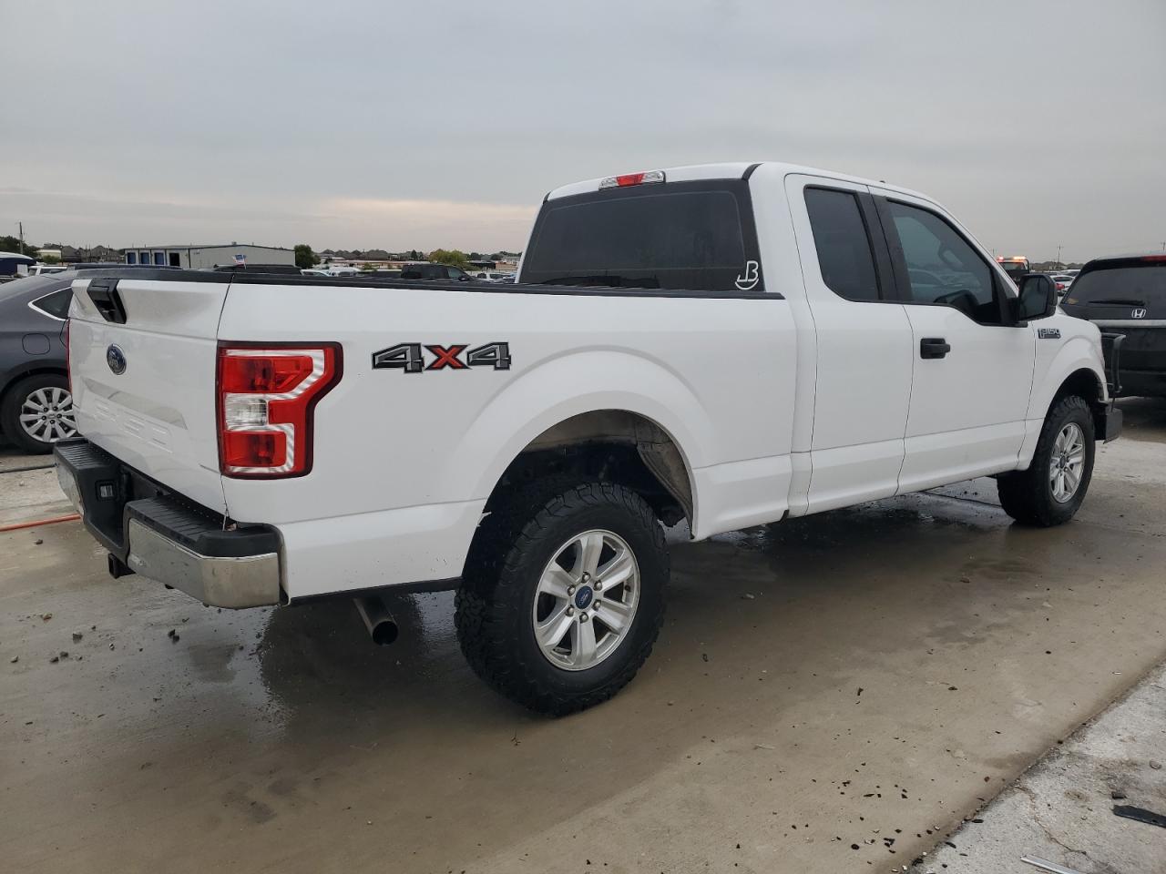 FORD F-150 SUPER CAB