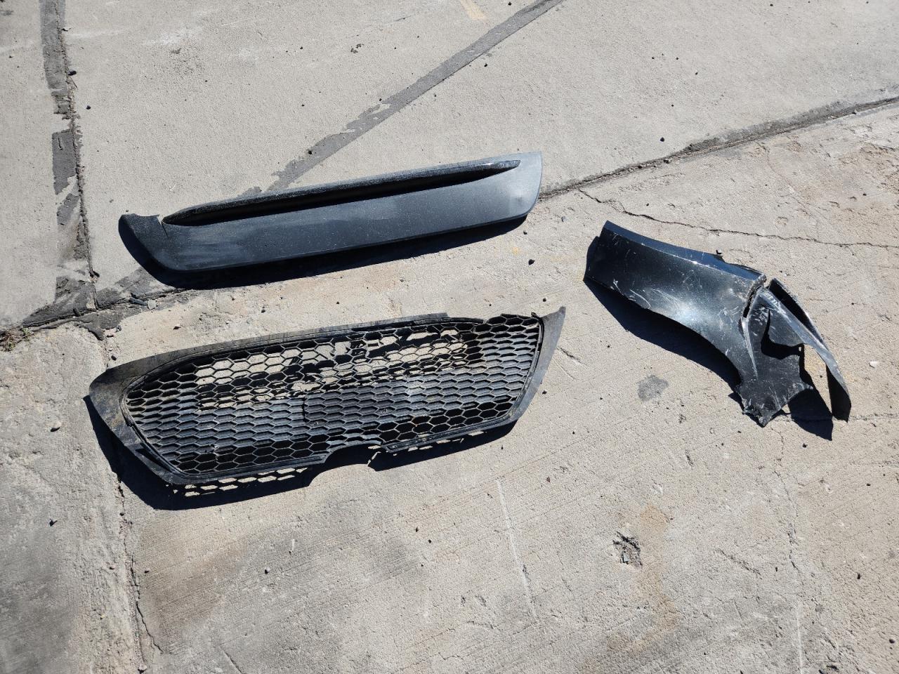 Lot #3302151131 2020 TOYOTA COROLLA LE