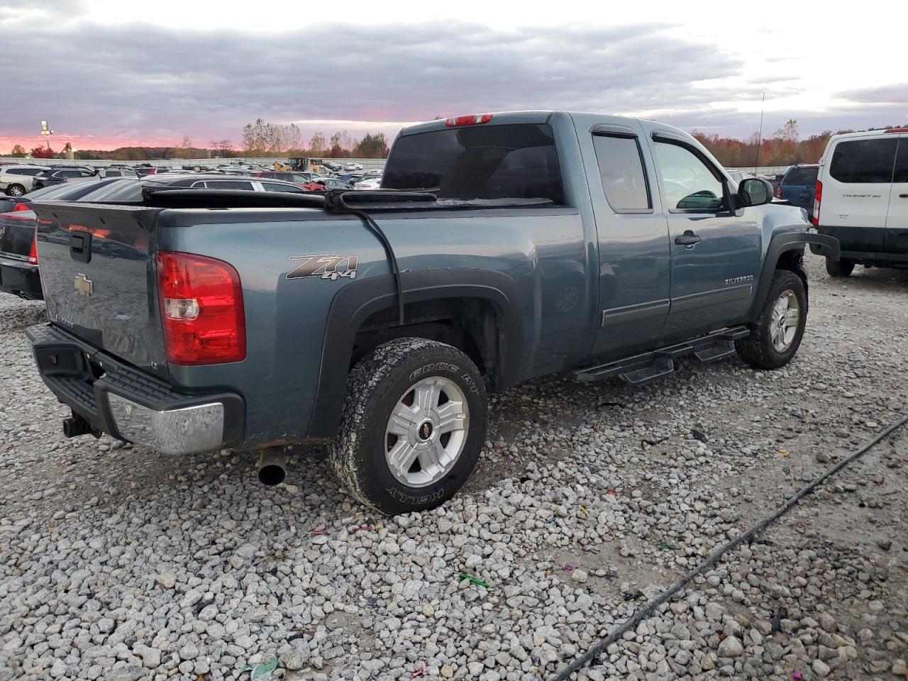 CHEVROLET SILVERADO K1500 LT