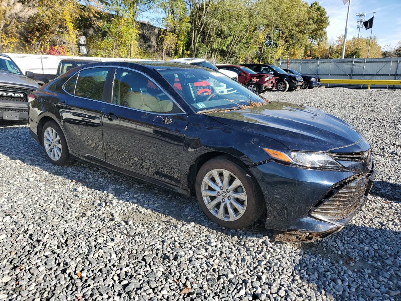 TOYOTA CAMRY LE