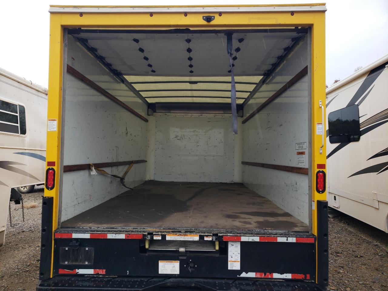 GMC SAVANA CUTAWAY G3500